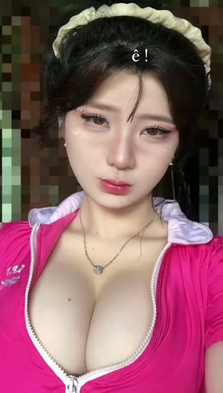 Đụ em hướng dẫn viên Sweetie Fox trong rừng